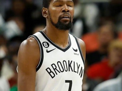 B体育-球员动作铁壁超高潮，篮网防守纳什一战